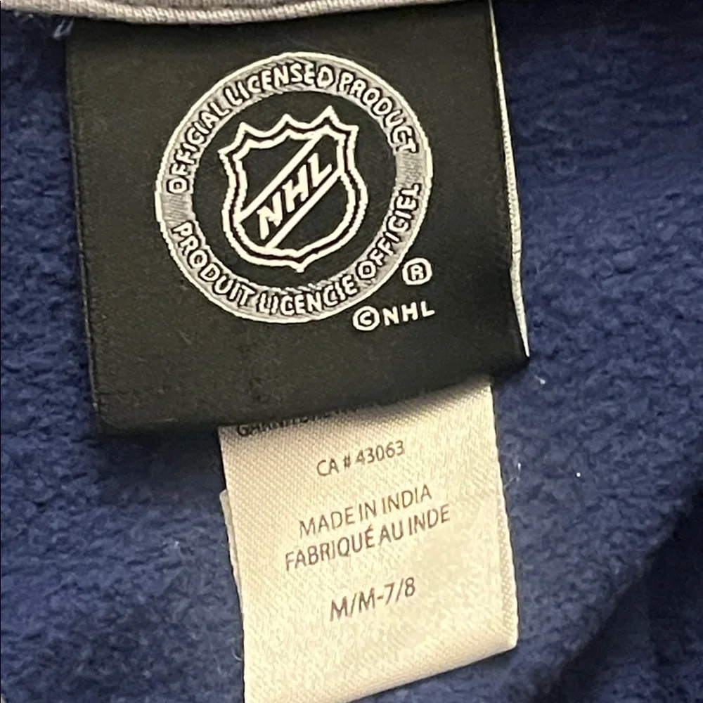 Vancouver Canucks Hoodie - Youth XL - Picture 3 of 5